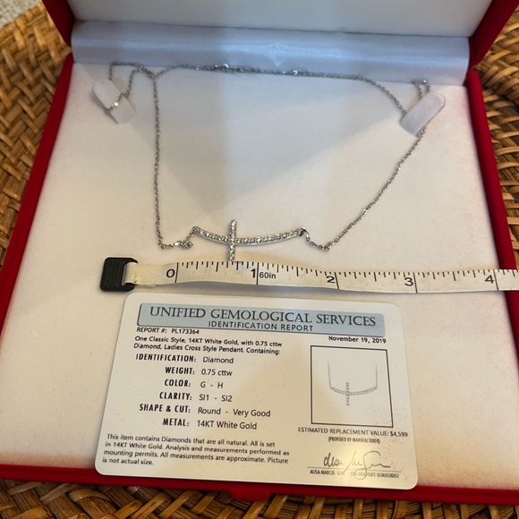 20” 14k White Gold and Diamond Curved Cross NEW never worn! - Picture 6 of 8